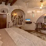 Oyku Evi Cave 호텔 3*