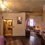 Oyku Evi Cave 호텔 어굽