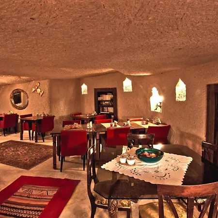 ホテル Oyku Evi Cave 3*