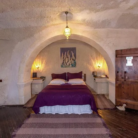 Oyku Evi Cave ホテル